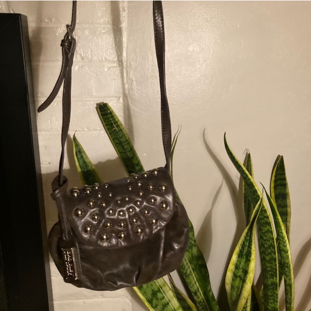 Badgley Mischka  vintage 
Leather Crossbody Bag